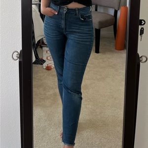 Blue H&M (Divide) jeans, size 8. Mid-rise, skinny fit, ankle length.